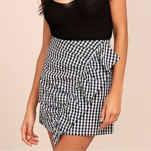 LULU’S Collegiate Class Black And White Gingham Mini Skirt